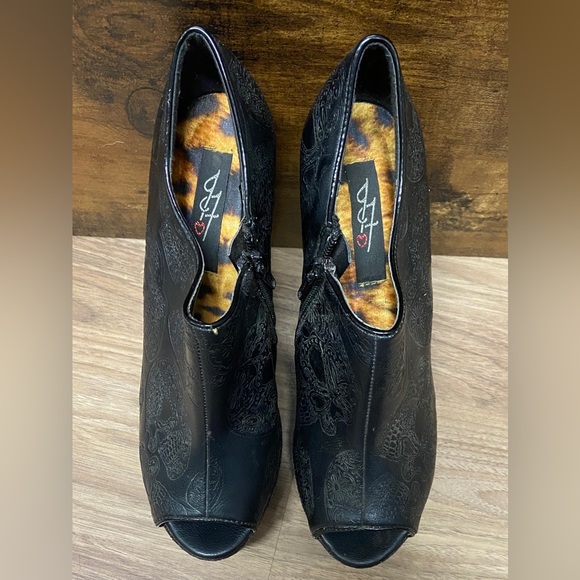 Iron Fist Skull Glitter Wedges - Picture 3 of 7